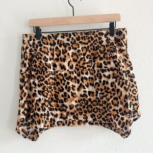 ONE by ONE Teaspoon Leopard Print Shorts Waist size S